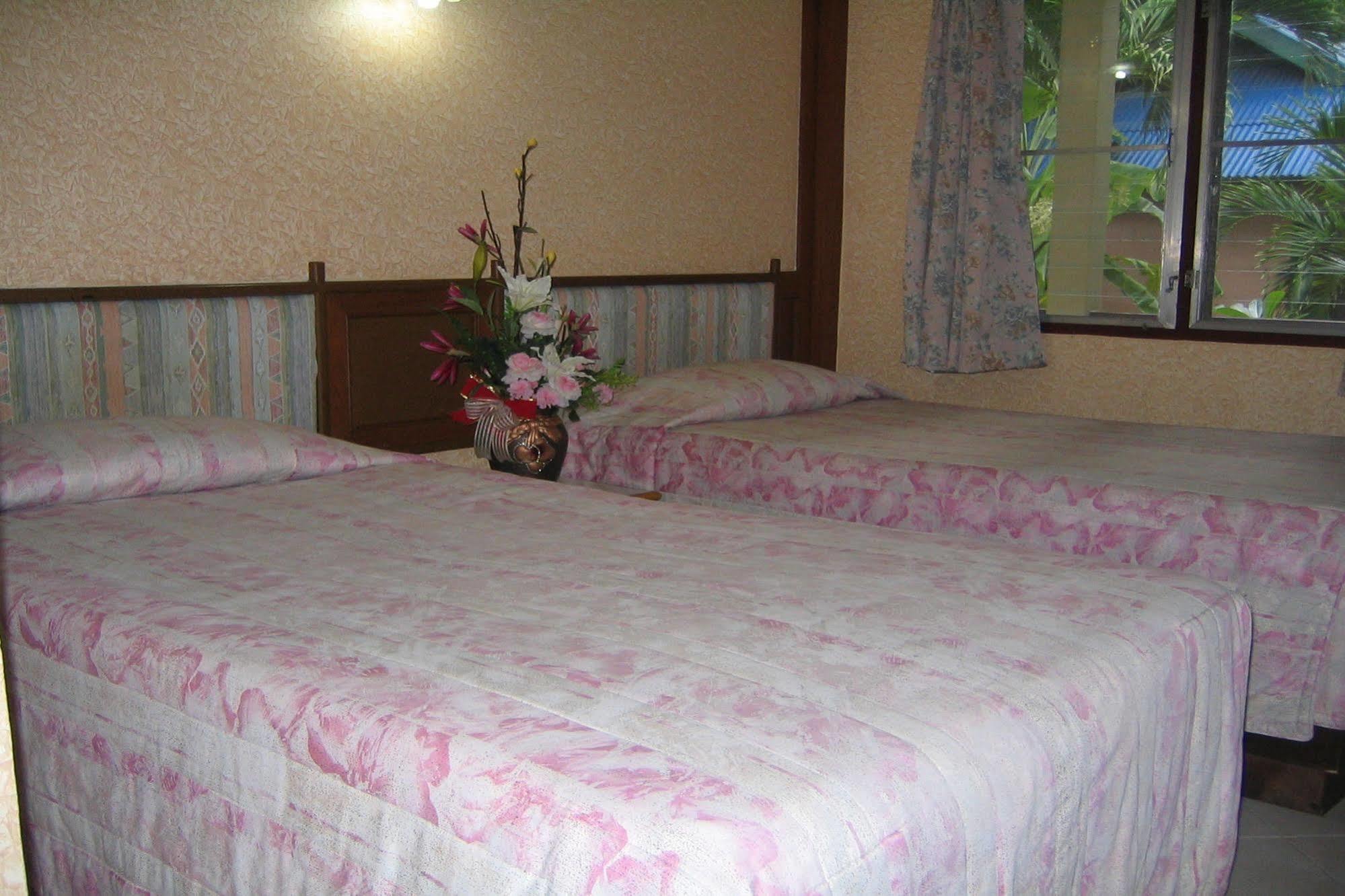 พัทยา การ์เดน โรงแรม 3*